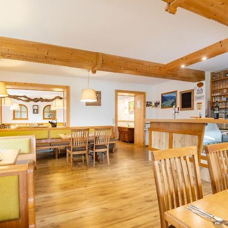 Hotel Pension Barbara Sankt Martin am Tennengebirge Ngoại thất bức ảnh