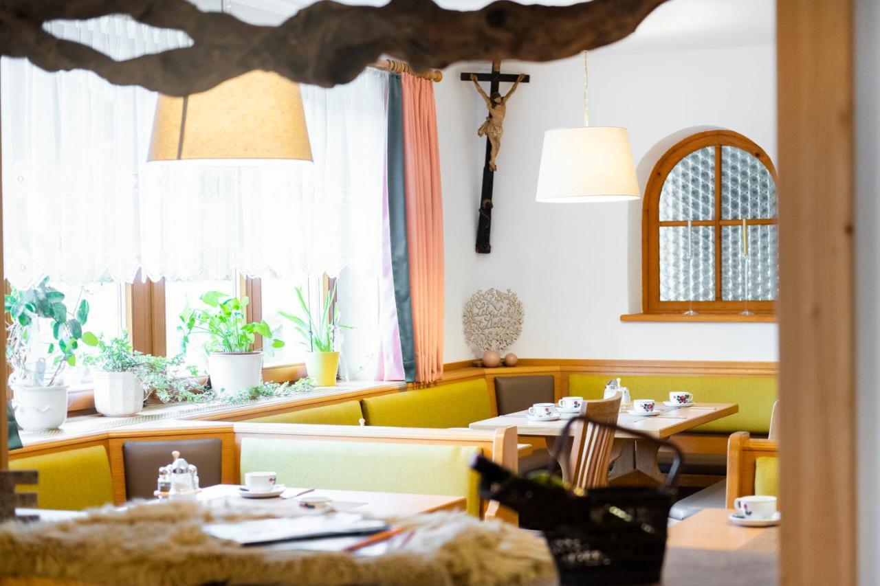 Hotel Pension Barbara Sankt Martin am Tennengebirge Ngoại thất bức ảnh