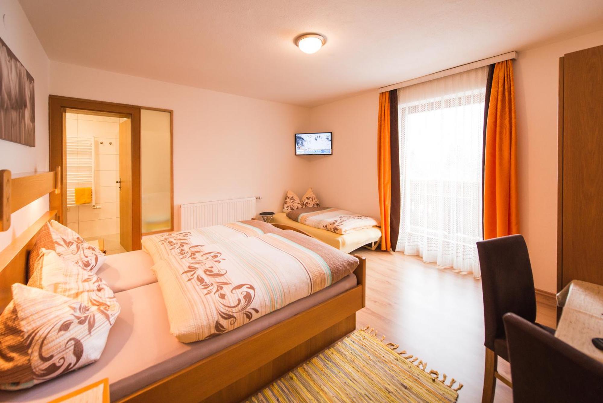 Hotel Pension Barbara Sankt Martin am Tennengebirge Phòng bức ảnh