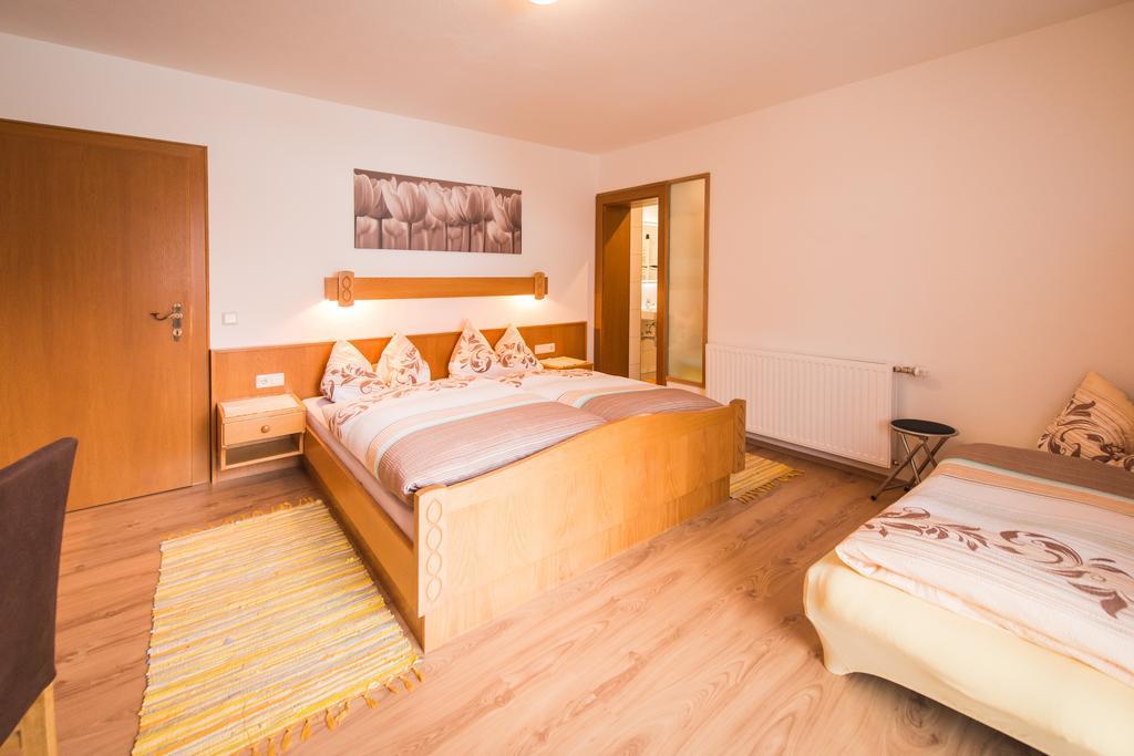 Hotel Pension Barbara Sankt Martin am Tennengebirge Ngoại thất bức ảnh