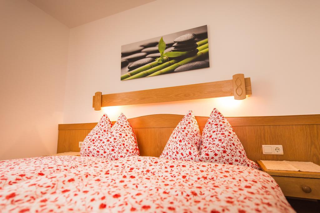 Hotel Pension Barbara Sankt Martin am Tennengebirge Ngoại thất bức ảnh
