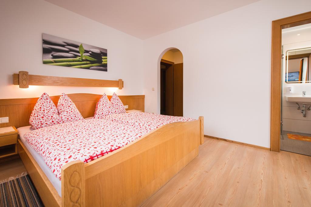 Hotel Pension Barbara Sankt Martin am Tennengebirge Ngoại thất bức ảnh