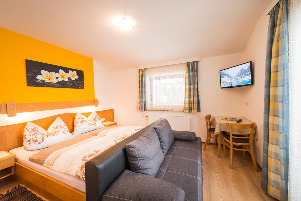 Hotel Pension Barbara Sankt Martin am Tennengebirge Ngoại thất bức ảnh