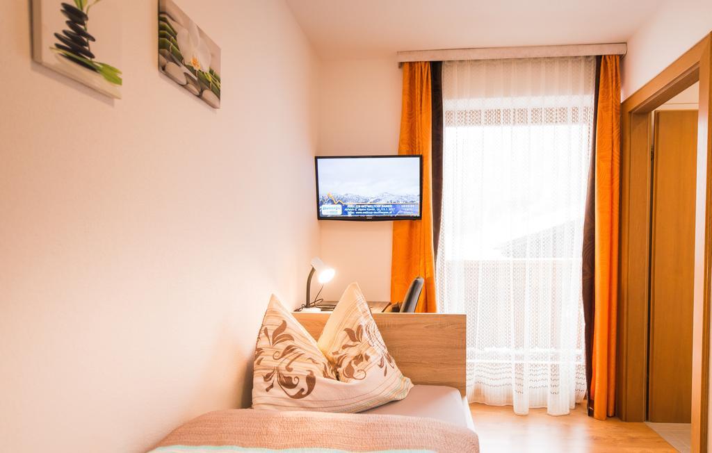 Hotel Pension Barbara Sankt Martin am Tennengebirge Ngoại thất bức ảnh